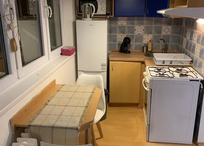 아파트 Your 7 With Parking